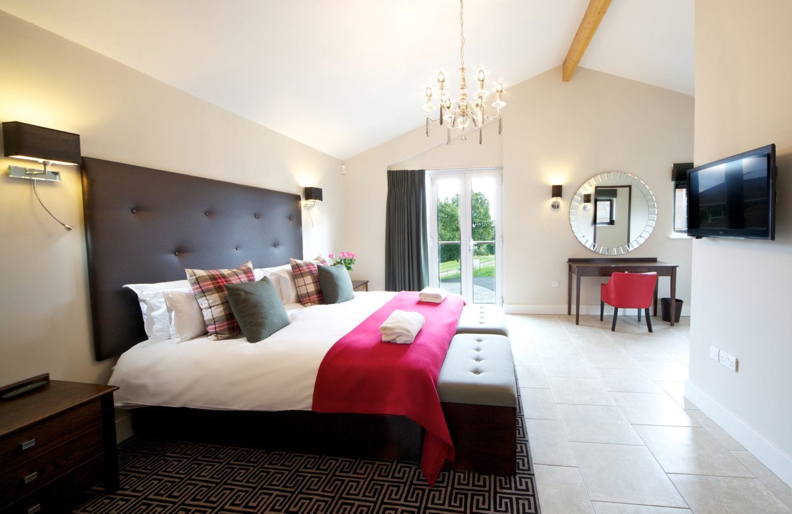 Lodge Penthouse bedroom - Stoke by Nayland